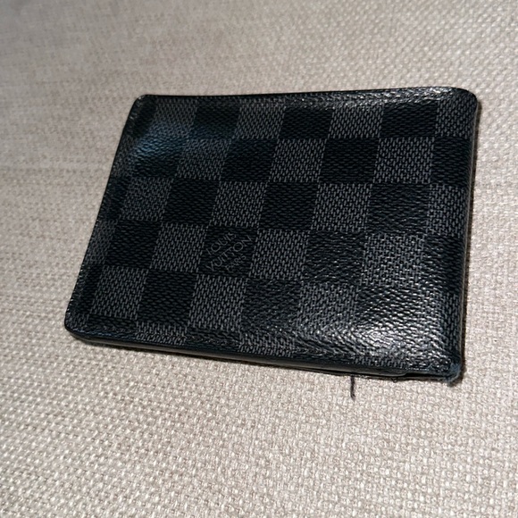 Louis Vuitton Wallet Men’s - Picture 2 of 5